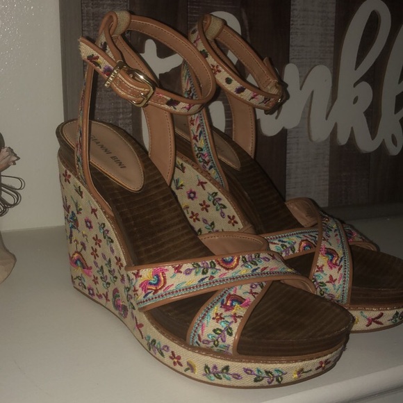 Gianna Bini peasant pattern wedges - Picture 2 of 5